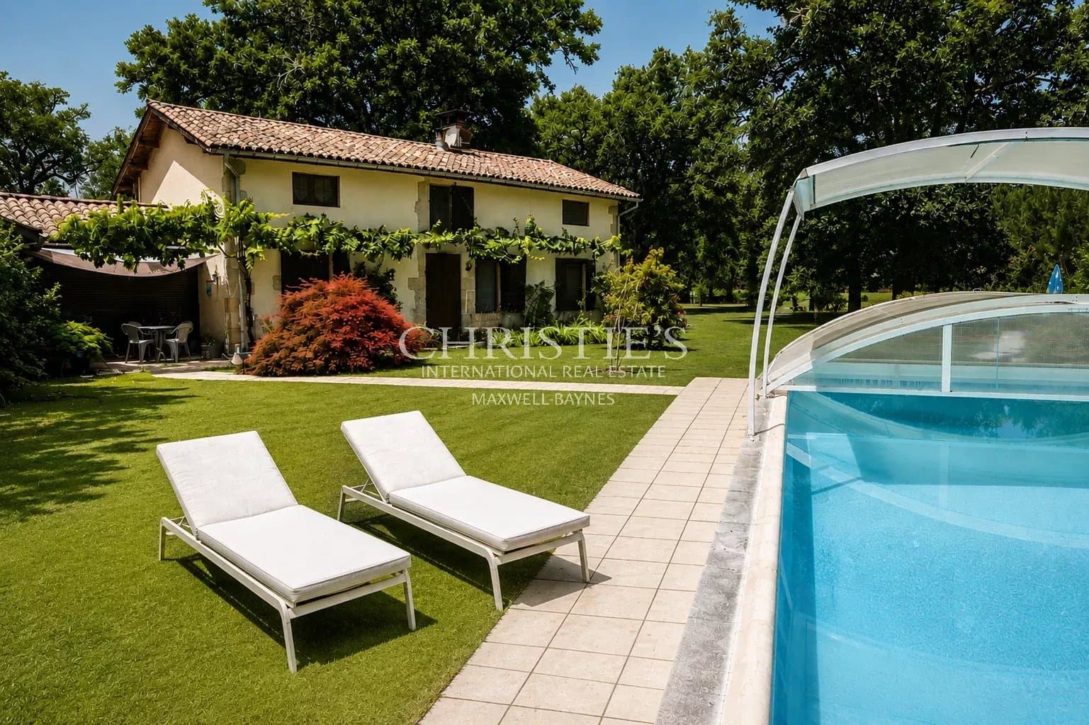 Cœur des Landes - 1h de Bordeaux - authentique airial - une charmante maison, piscine et dépendances