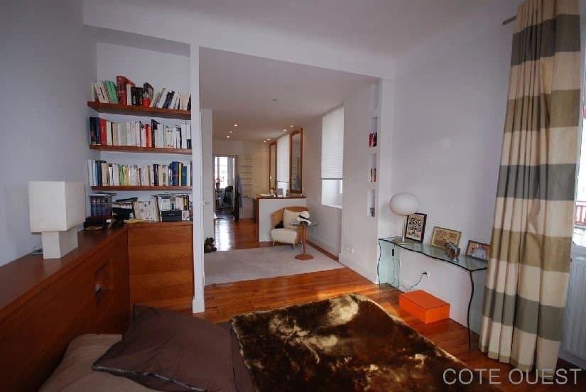 A VENDRE AU CENTRE DE BIARRITZ MAISON RENOVEE AVEC JARDIN