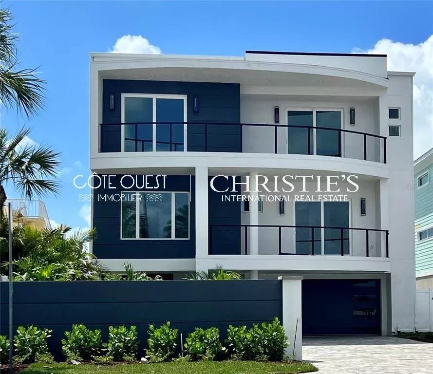 32 GULF BOULEVARD