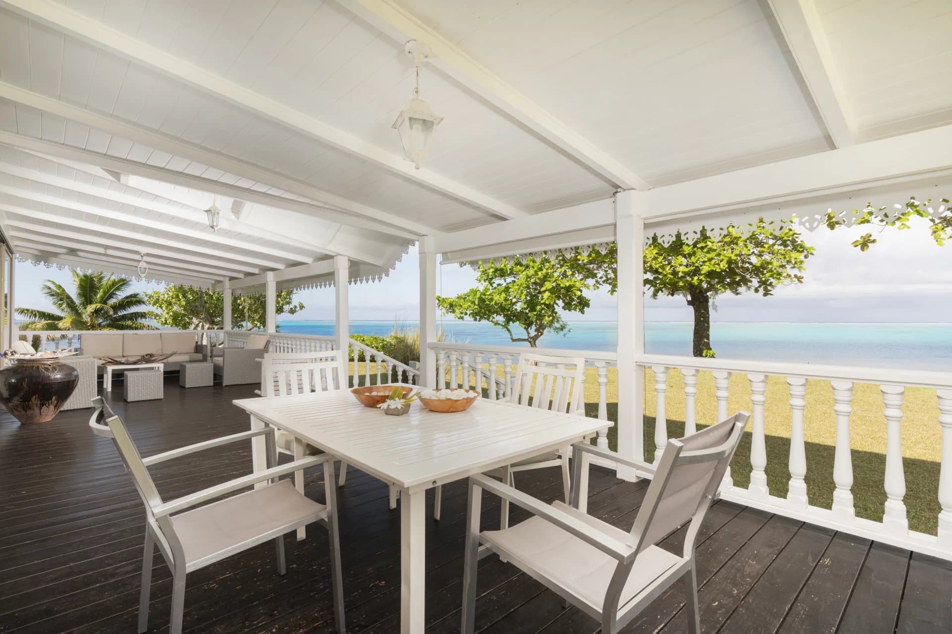 Moorea - Propriété avec plage privée à Haapiti