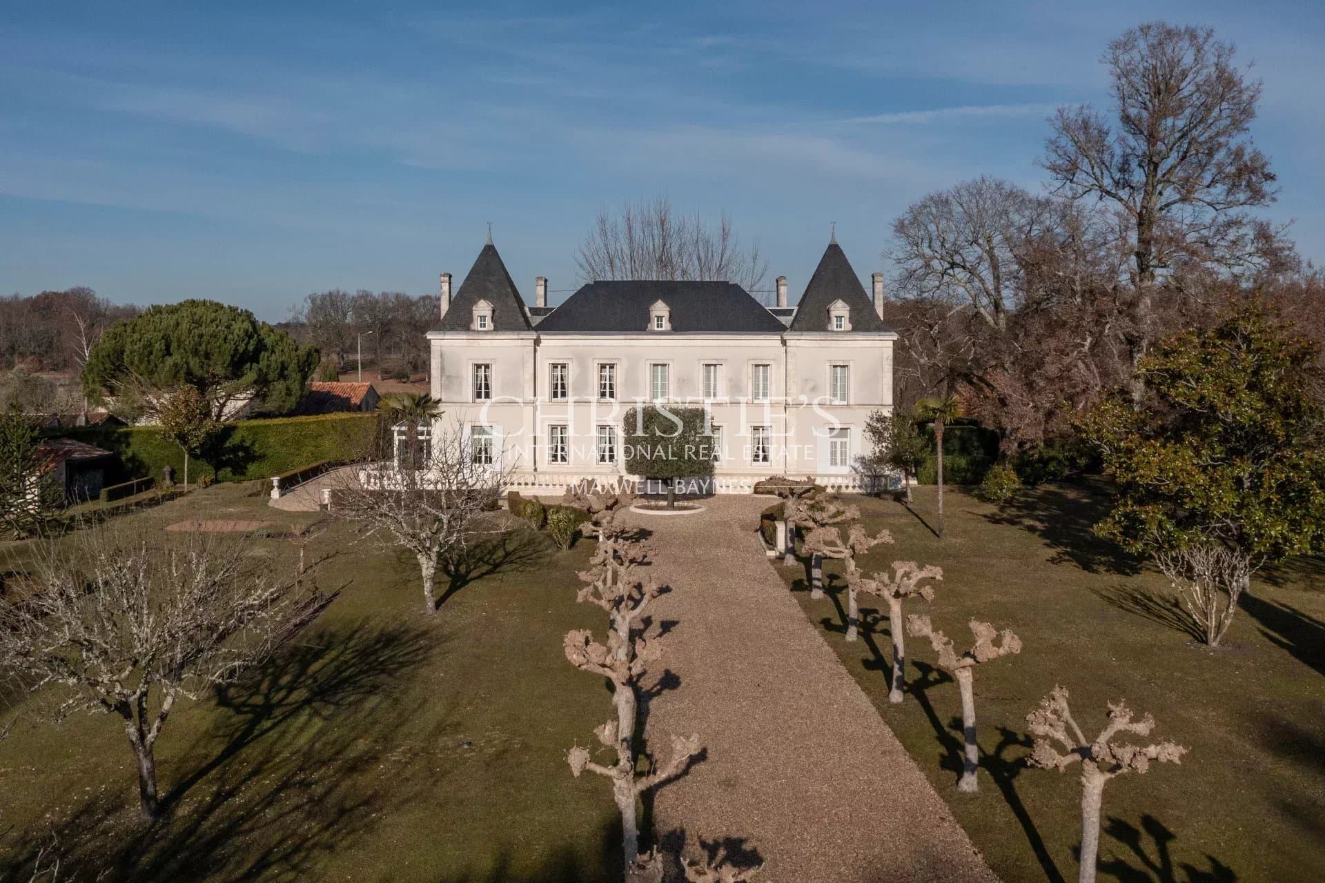 For sale Beautifully renovated 19th century chateau located between Bordeaux and Angoulême.