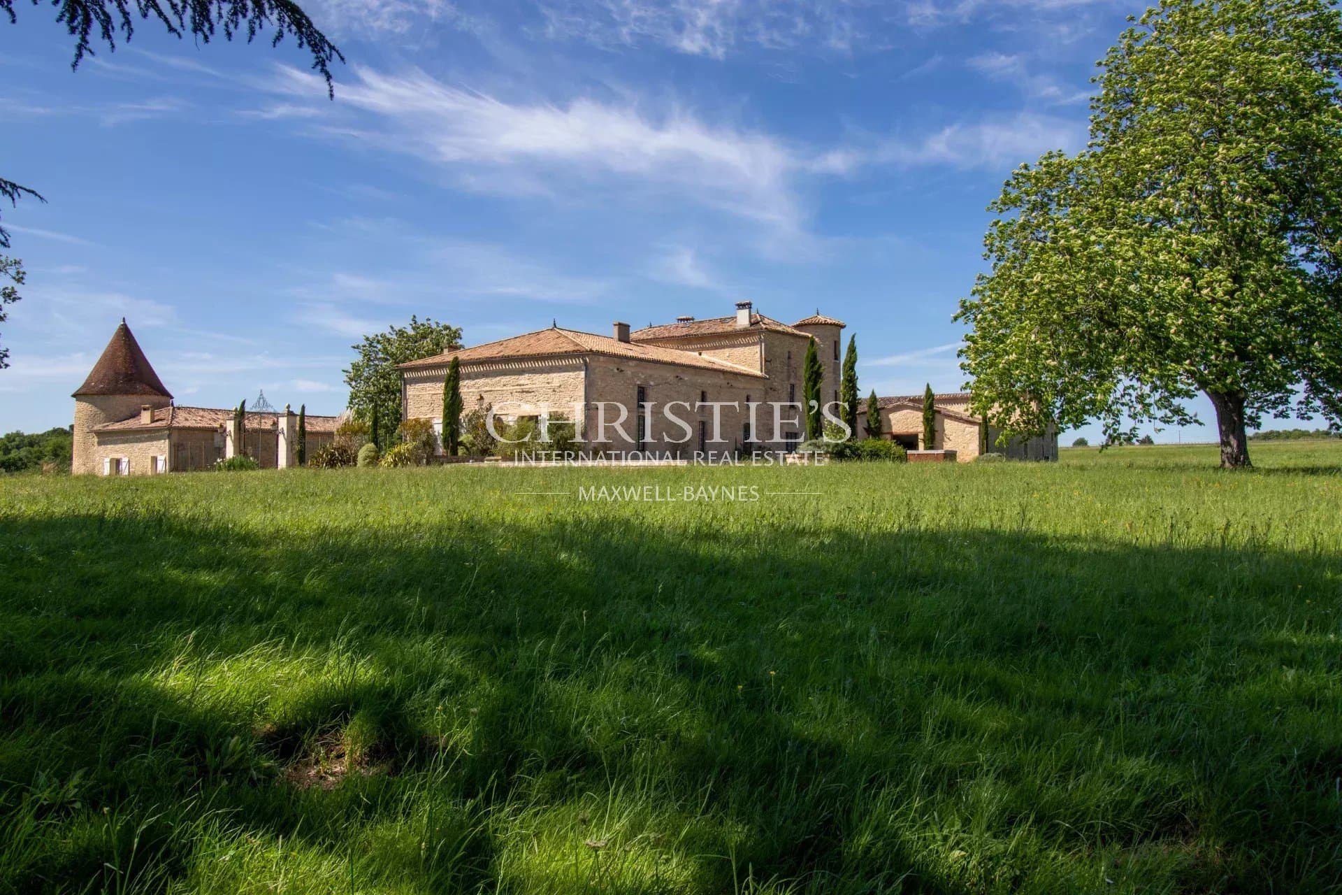 Stunning chateau featuring guest accommodation, a sparkling swimming pool, a serene lake, and 28+ hectares of expansive grounds