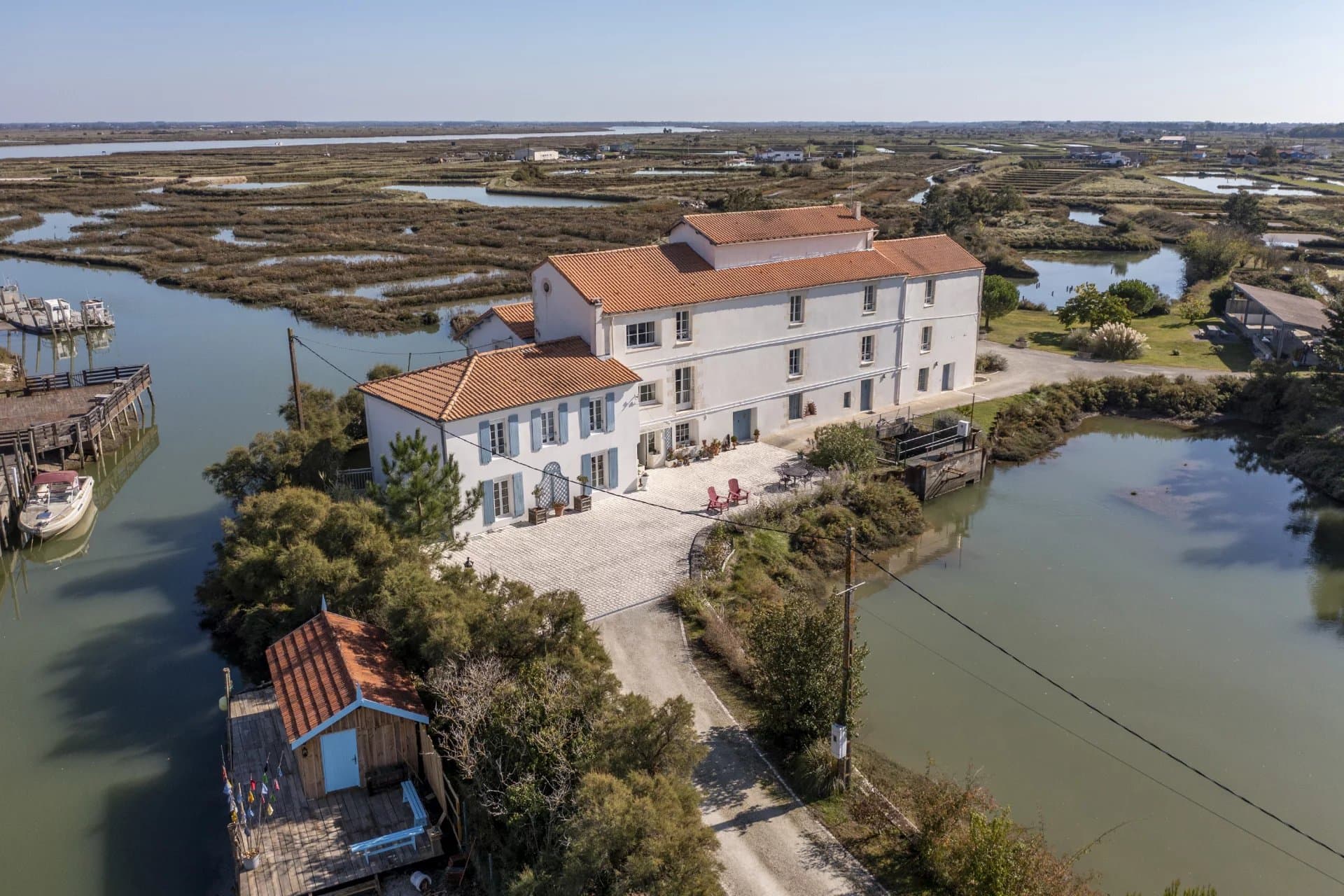 Vente moulin à marée du 15ème siècle entièrement rénové