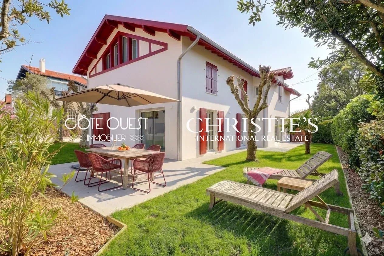 À vendre Biarritz - Maison entièrement rénovée quartier Beaurivage