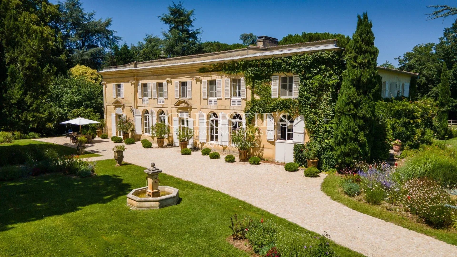 For sale Turnkey ready Bordeaux hobby vineyard