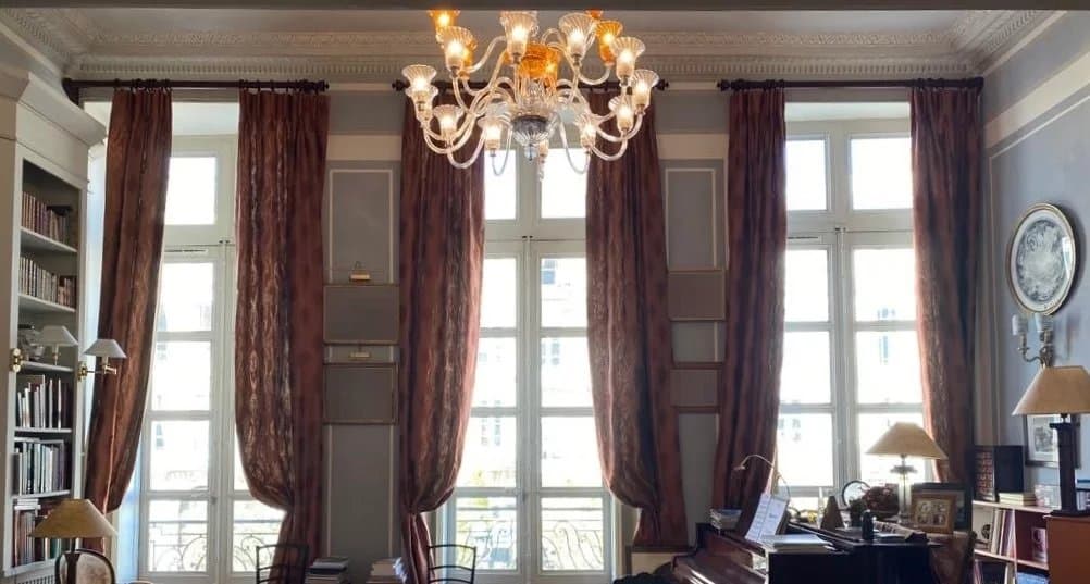 Prestigious apartment in the centre of Bordeaux