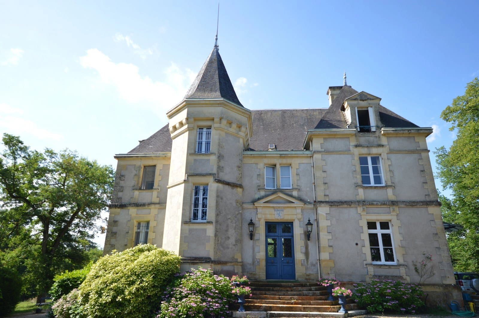 C19th Manor House + Estate near Bergerac