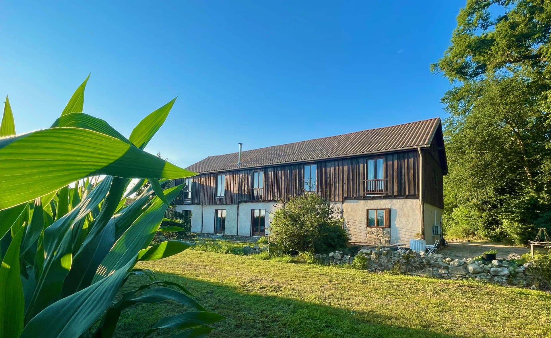 Beautiful Barn Conversion - 9 bedrooms & pool Bergerac