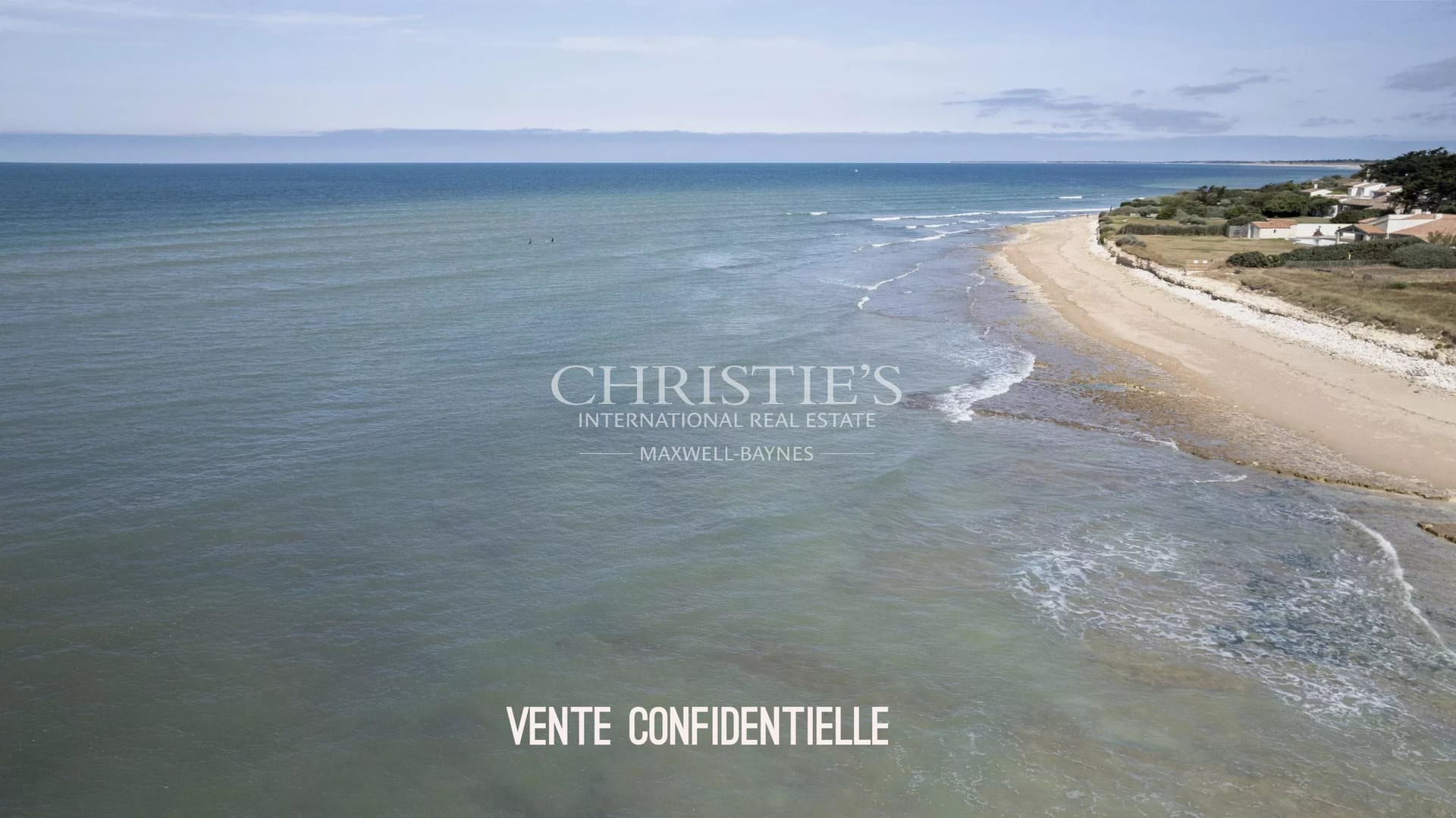 ÎLE DE RÉ – EXCLUSIVE SEAFRONT VILLA