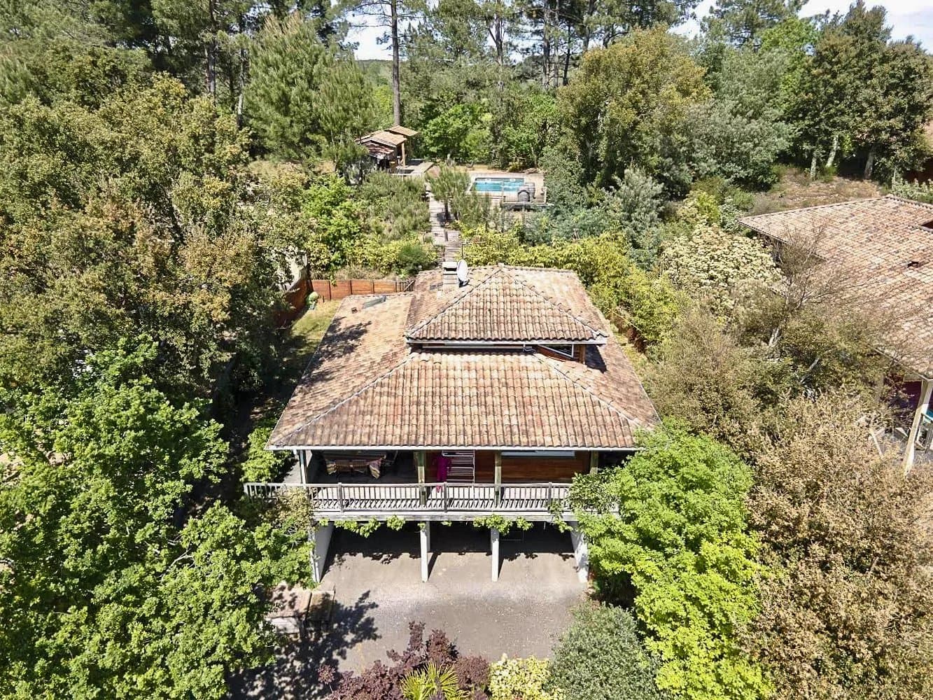 SEIGNOSSE - VILLA AVEC PISCINE