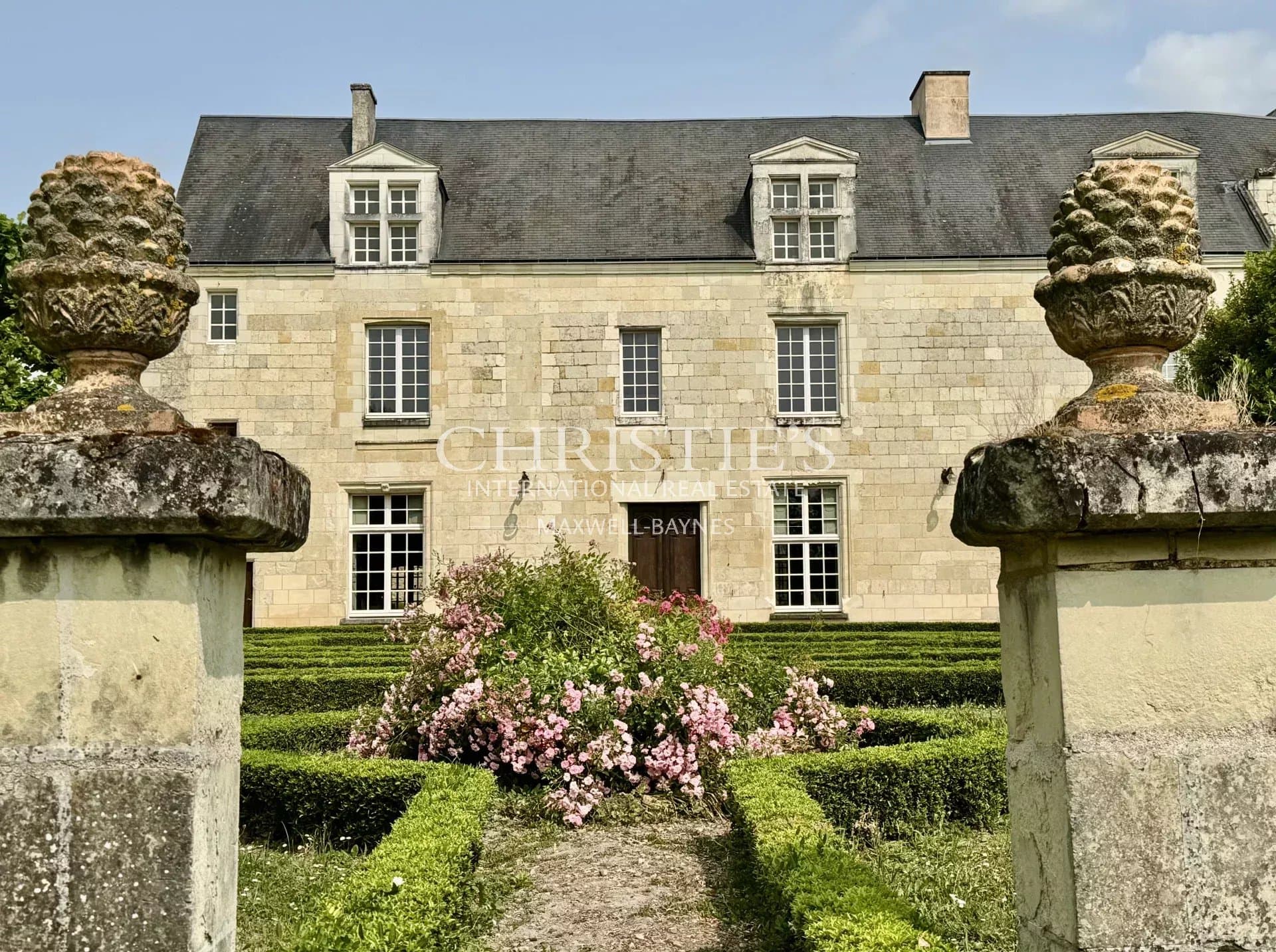 Magnificent town mansion in charming central Loire valley setting