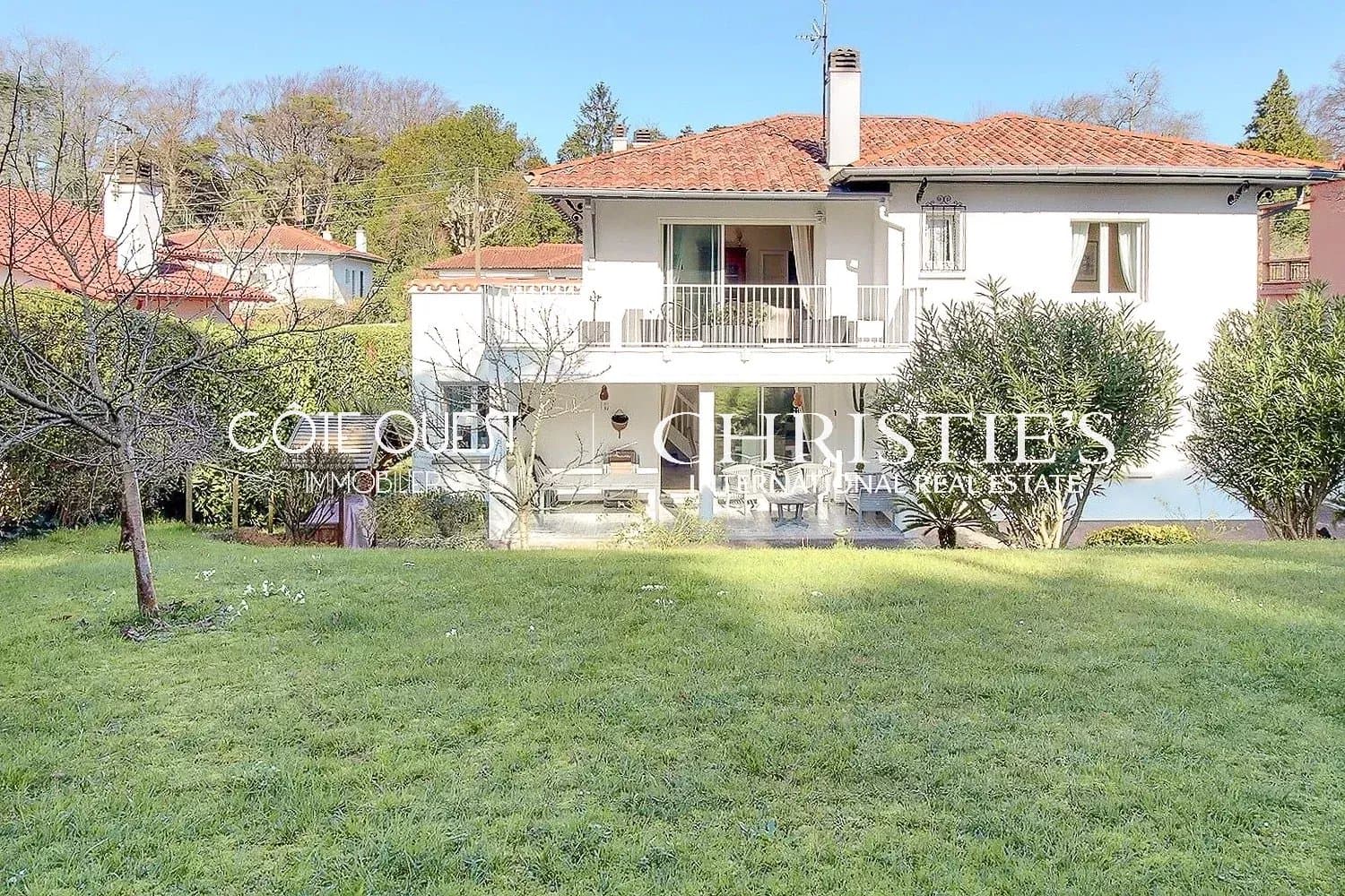 For sale Saint-Jean-de-Luz - A 210 sqm villa