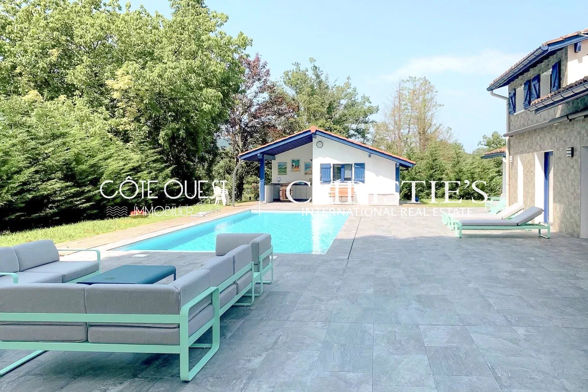 For sale Ascain - Single-storey villa with mountain views