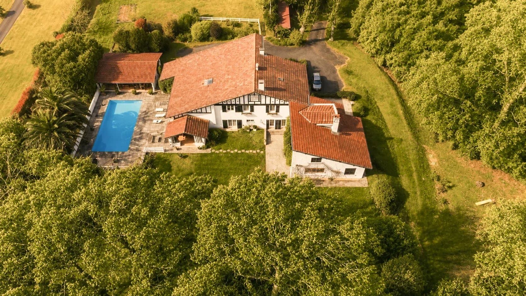 À vendre Bayonne Bassussarry - Ferme labourdine