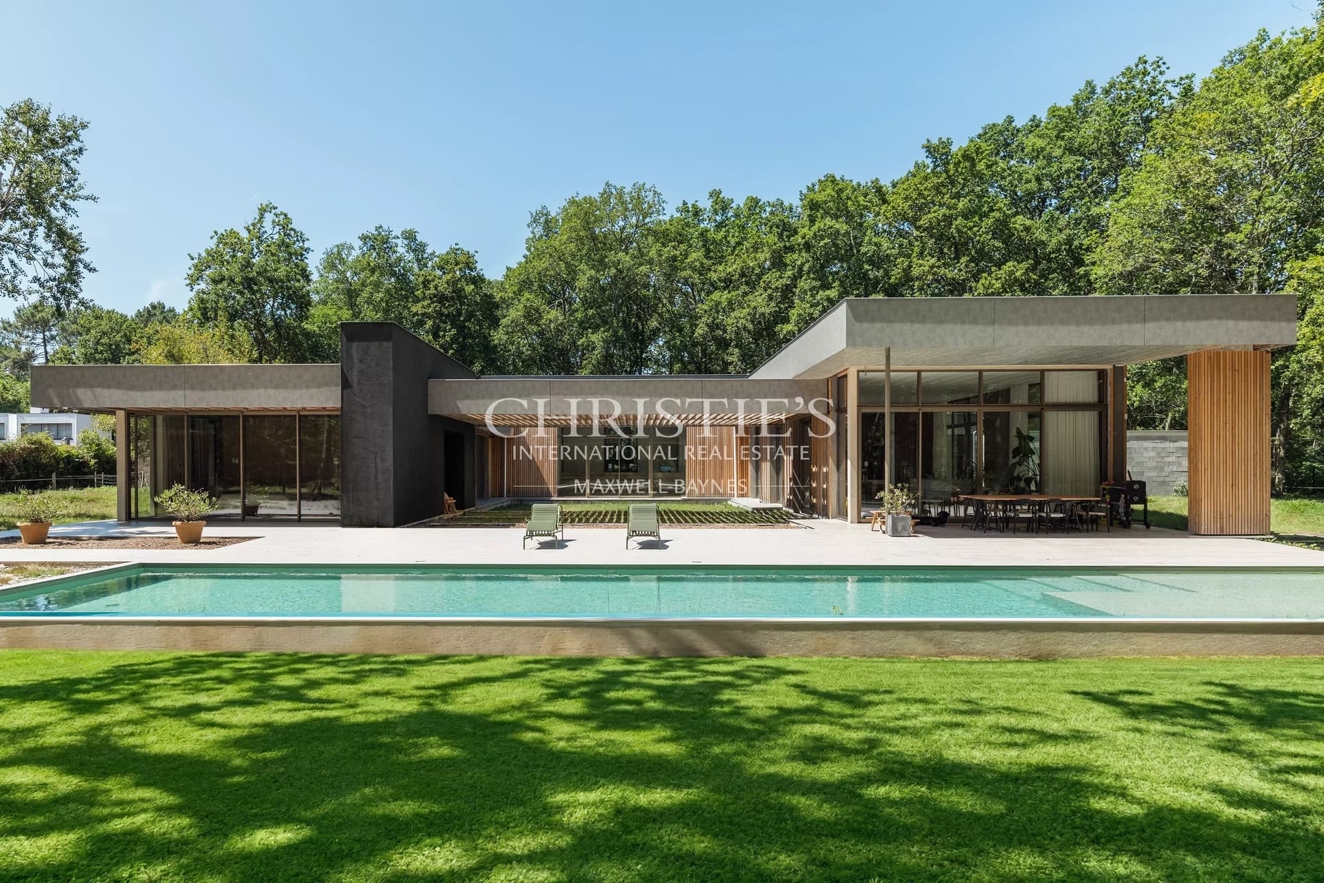Bordeaux - 20 min du Centre - Villa contemporaine d'exception - Parcelle boisée 1,5ha - Calme - Piscine - Box chevaux - Garages