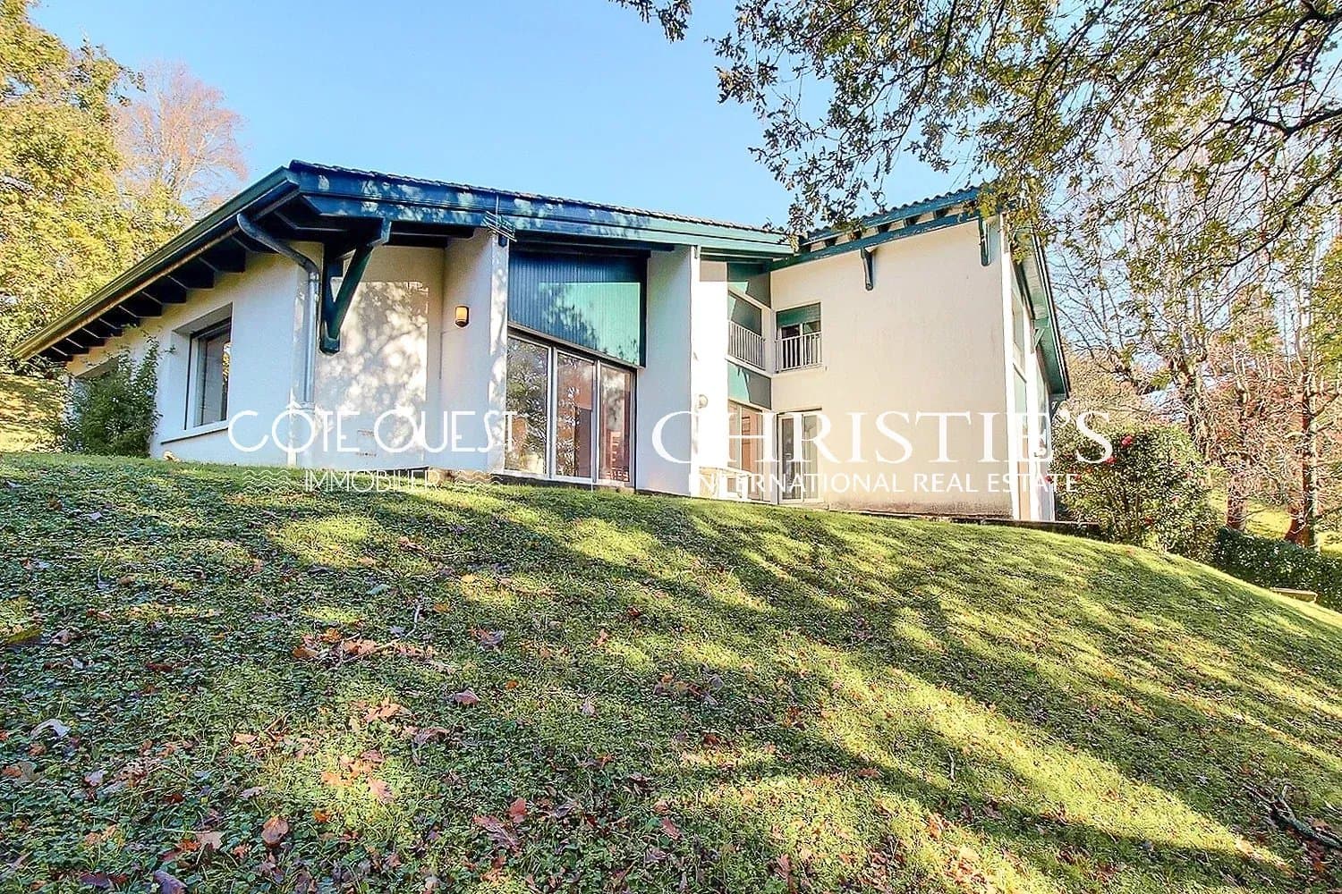 À vendre Ciboure - Villa sur un terrain de 2 000 m²