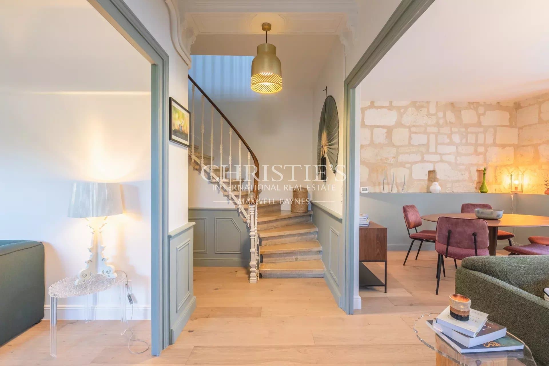 Latresne, Bordeaux - Charming renovated house in the village