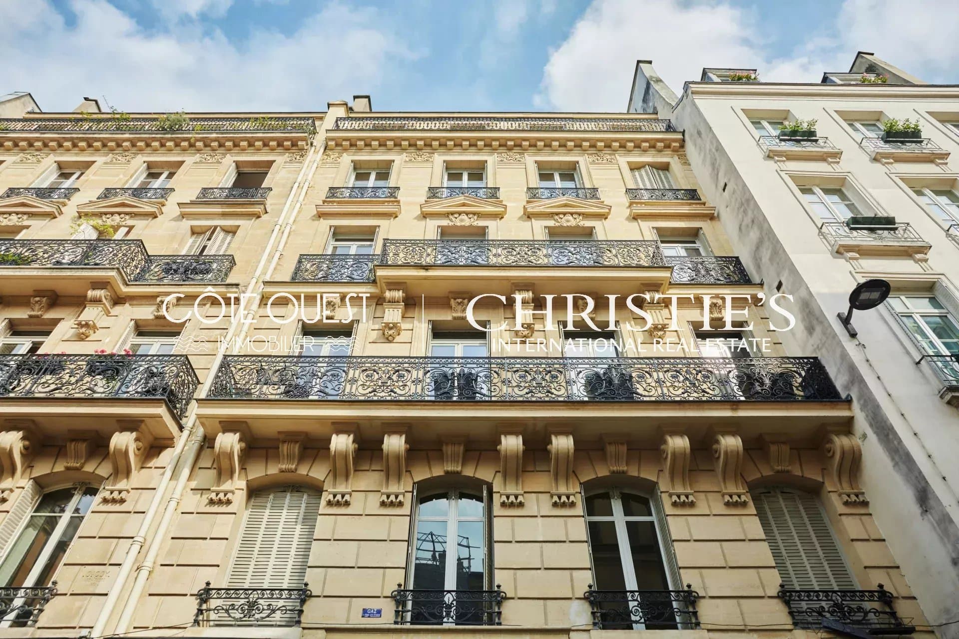 Paris 6th District – A 1100 sqm building in Saint-Germain-des-Prés