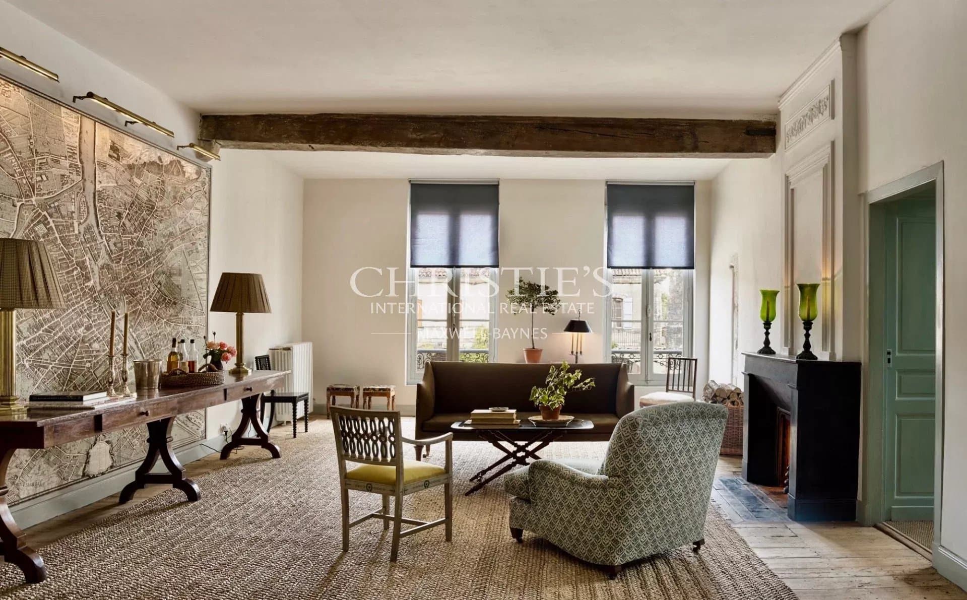 For sale La Bastide d'Armagnac - Elegant & Spacious House in Historic Village