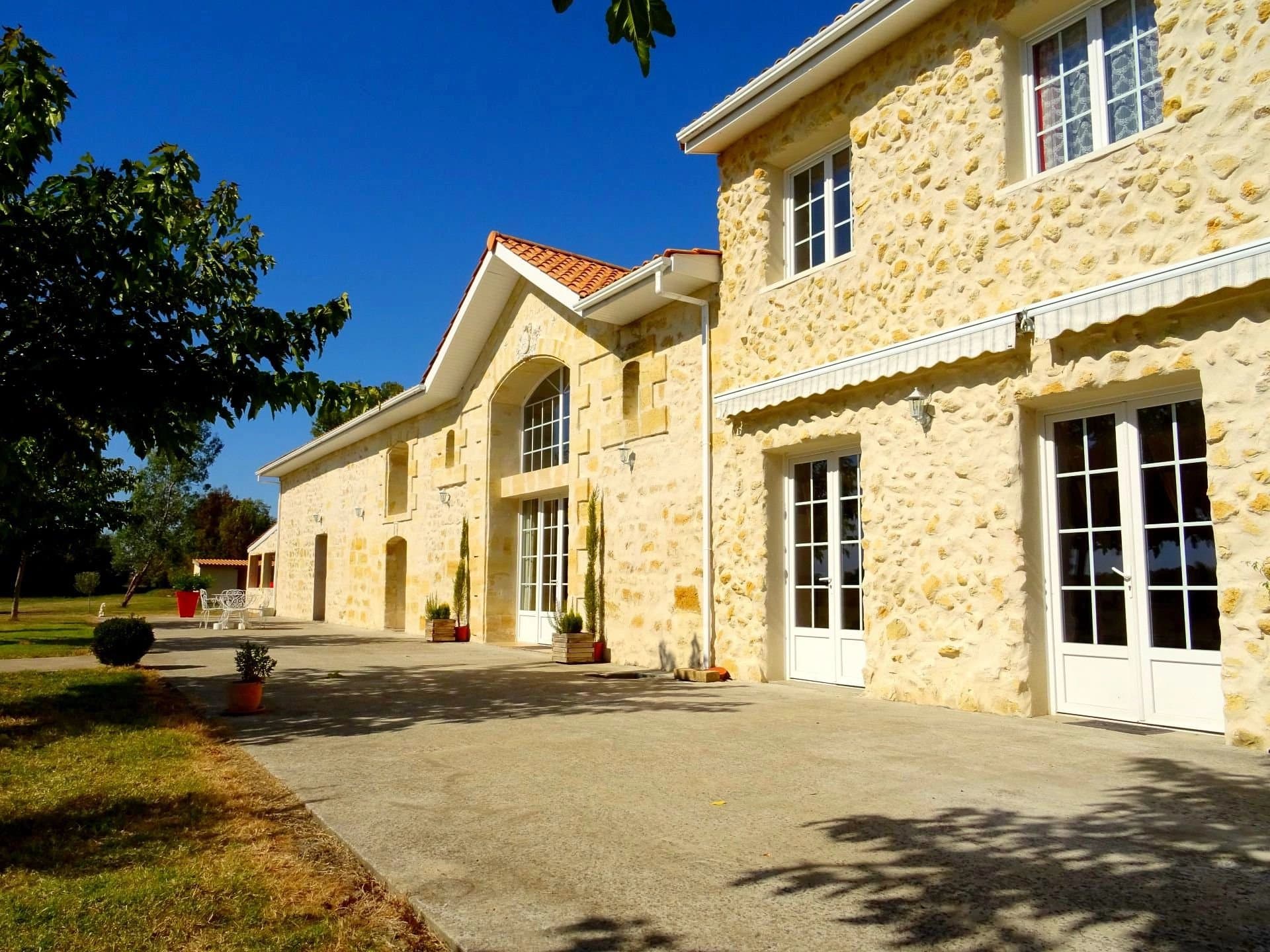 Belle propriété à vendre sur l'axe Bordeaux-Libourne