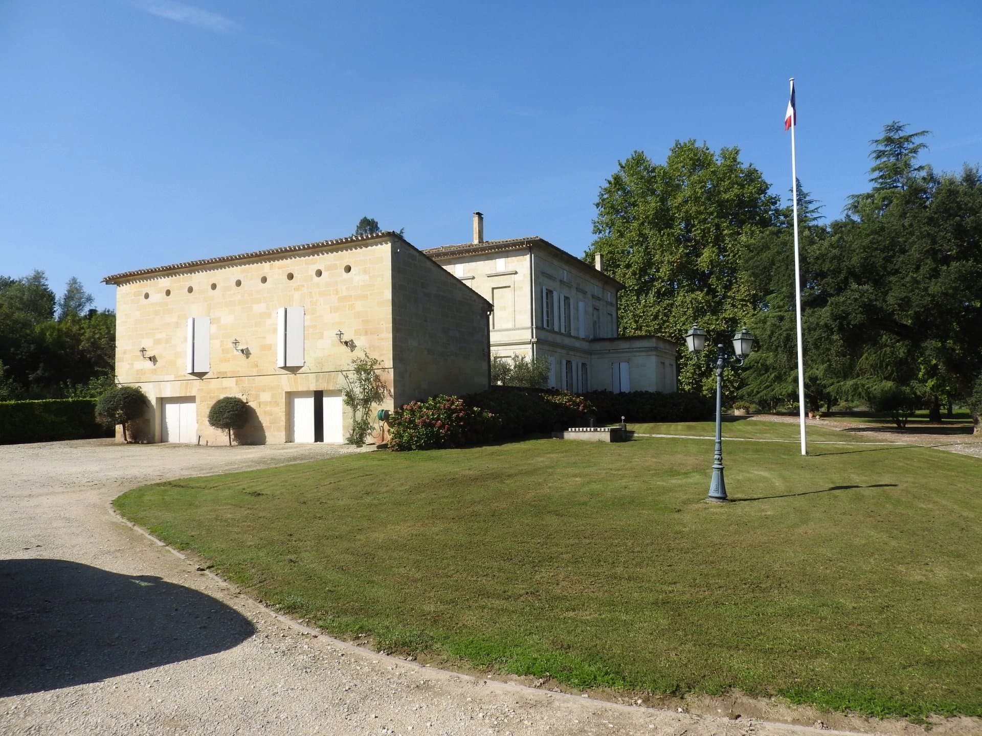 Large Chateau in 30 hectares of parkland