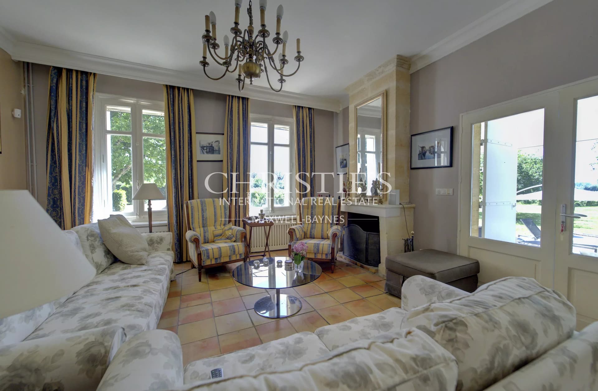 À vendre – Maison de Maître en pierre de taille à Saint-Pey-de-Castets