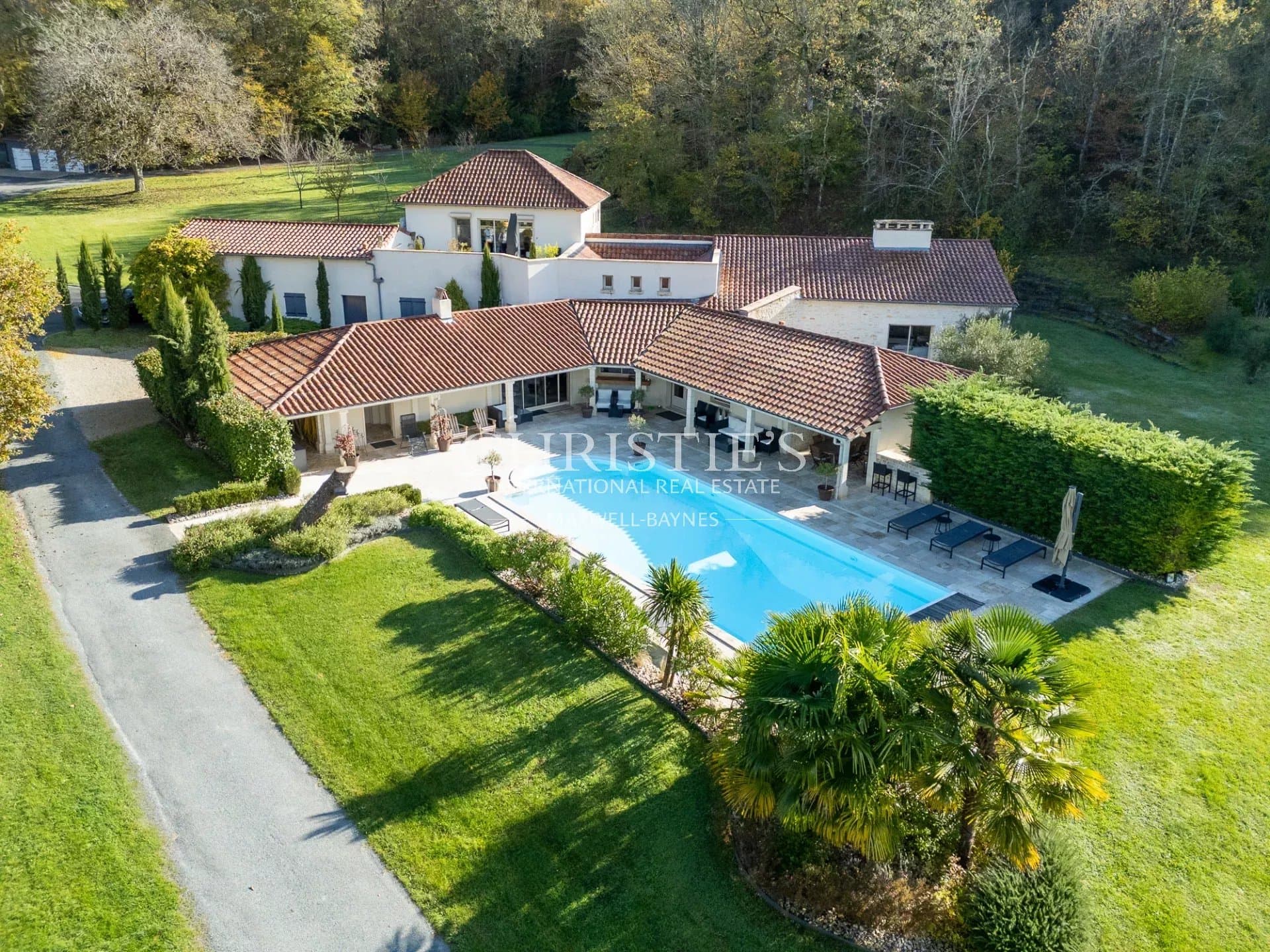 Dordogne Magnifique moulin et maison contemporaine au bord de la rivière