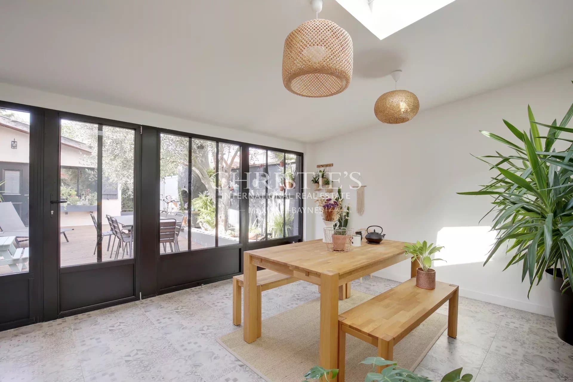 BORDEAUX - A vendre - Maison intimiste à l'abri des regards