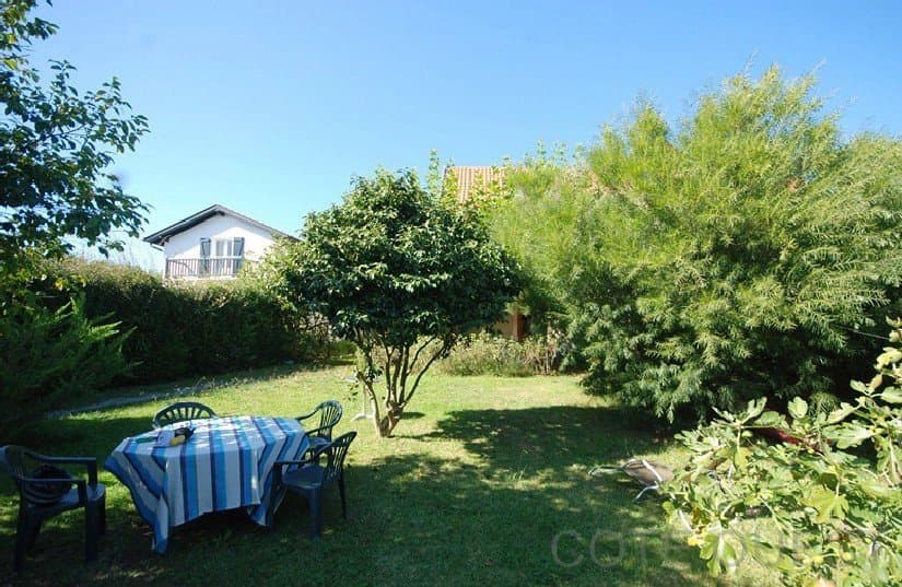 MAISON DE CHARME A VENDRE DANS LE CENTRE DE GUETHARY