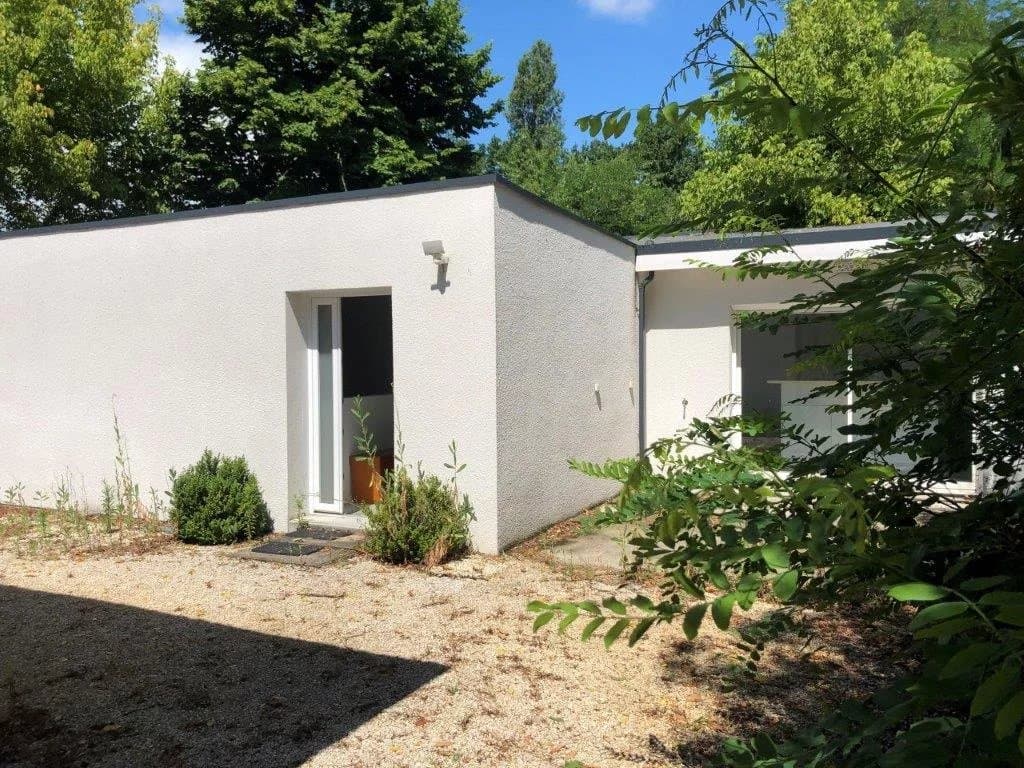 Pessac Beautiful house near Bordeaux with garden