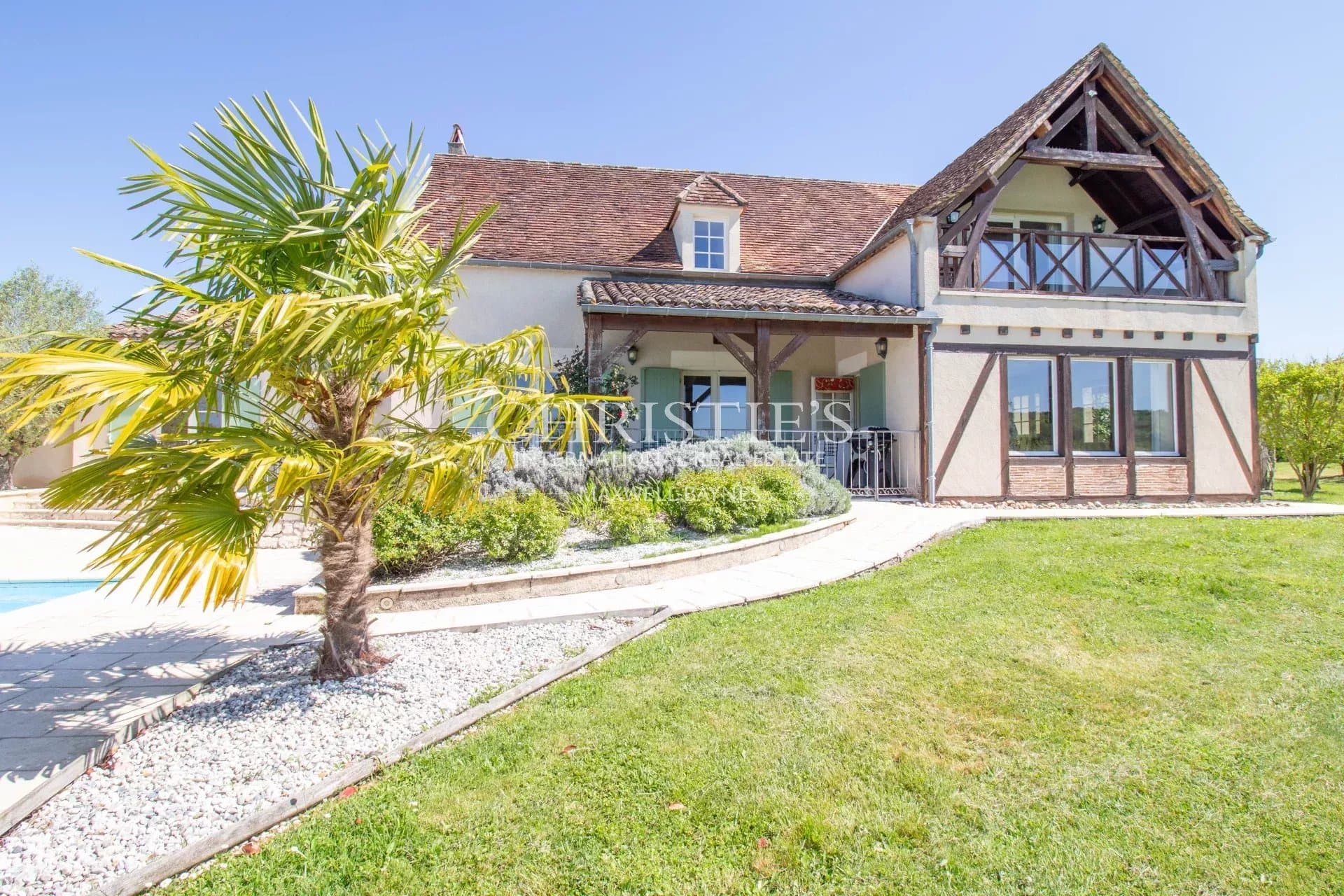 GOLF property nestled within a PRESTIGIOUS GOLFING ESTATE