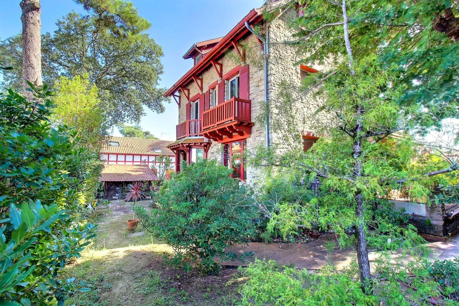 A vendre Hossegor - Villa de caractère en plein cœur de ville