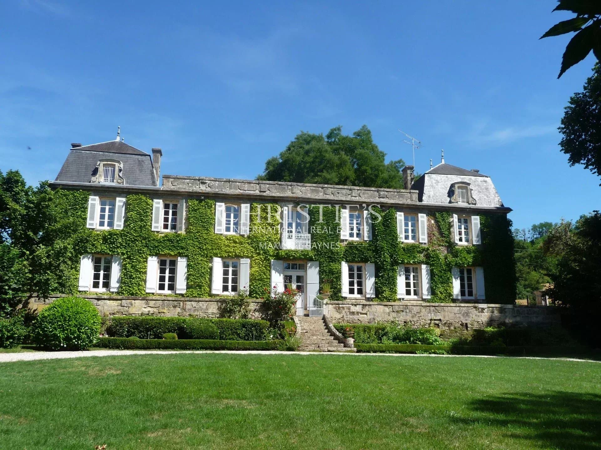 Elegant Château - Bordeaux right bank