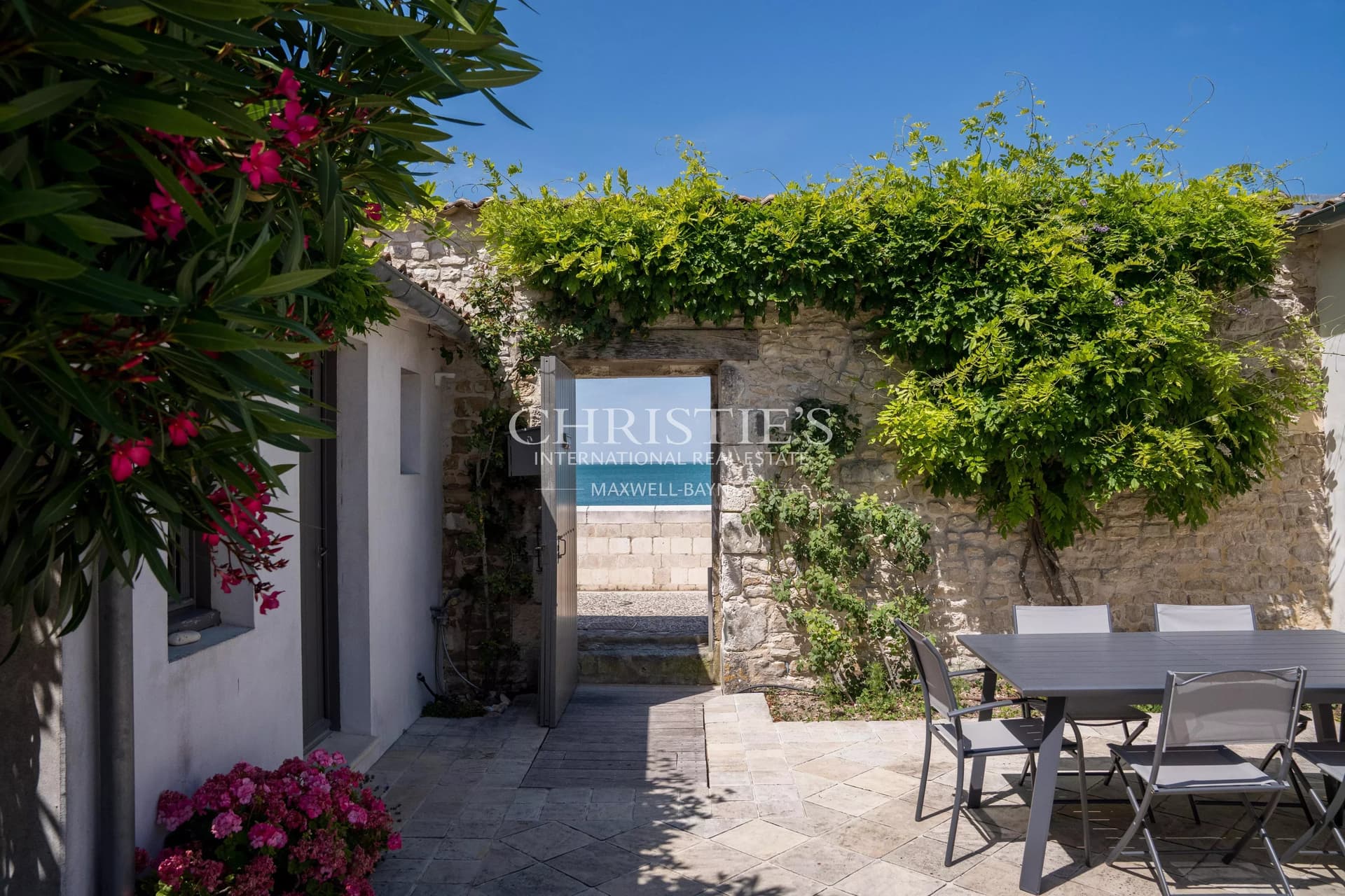 Seafront Property Complex – Prime Waterfront Location – La Flotte
