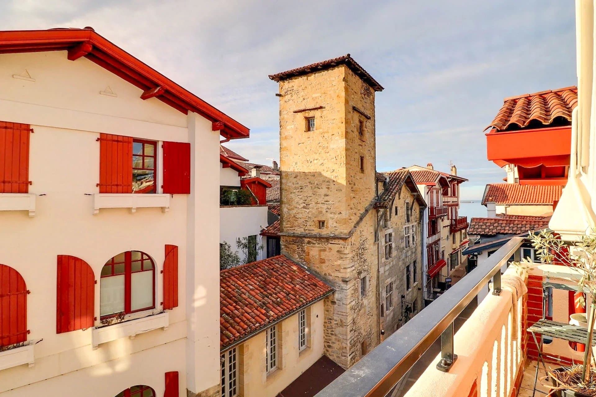 SAINT-JEAN-DE-LUZ SECTEUR PLAGE - APPARTEMENT T4 DE 81M²