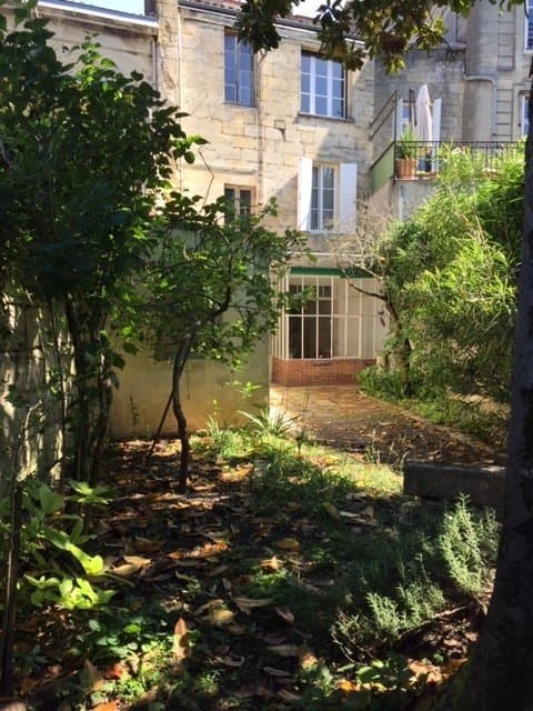 Bordeaux - Appartement de 66 m² avec jardin