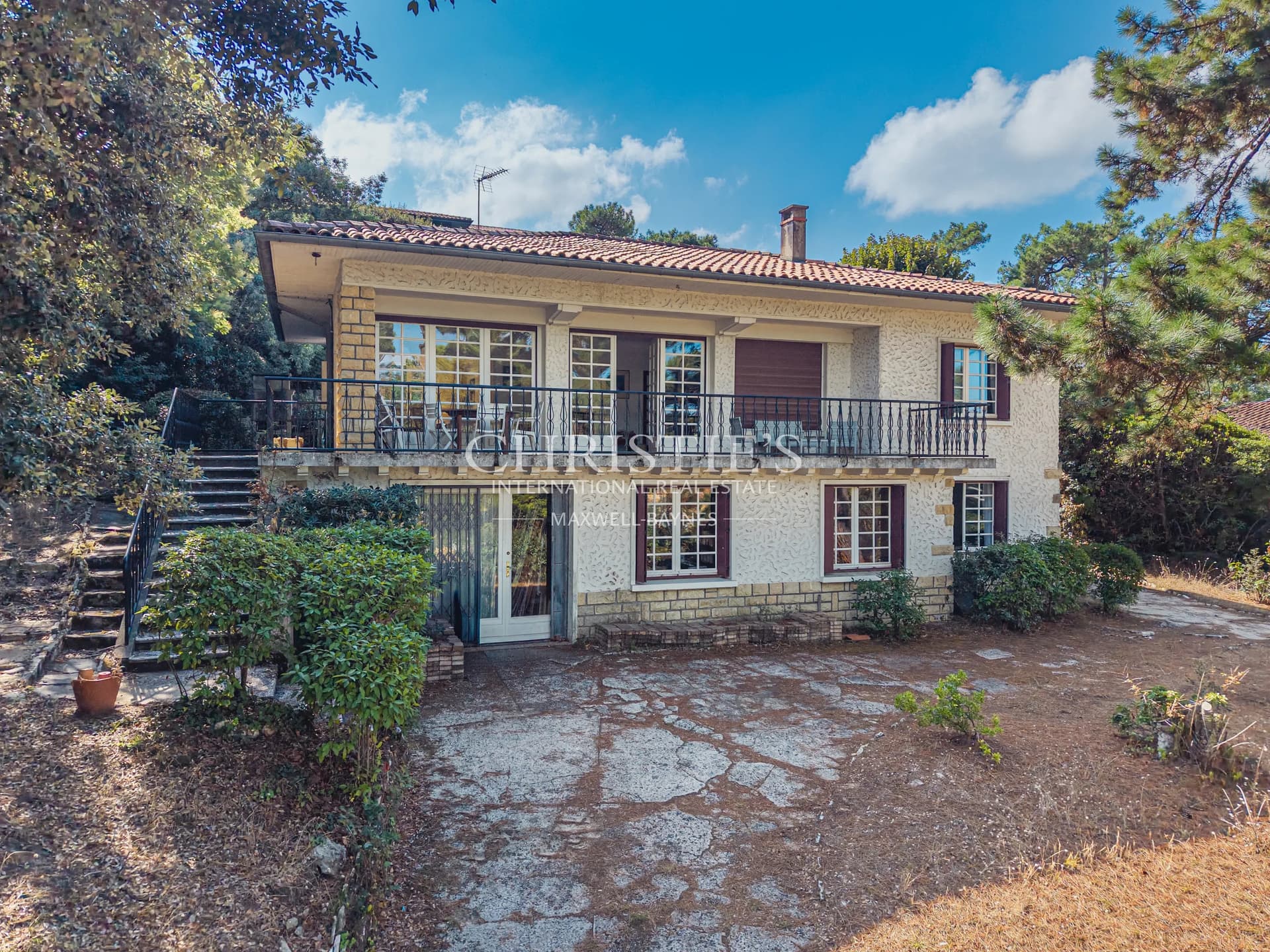 Pyla sur Mer- Family house with pool