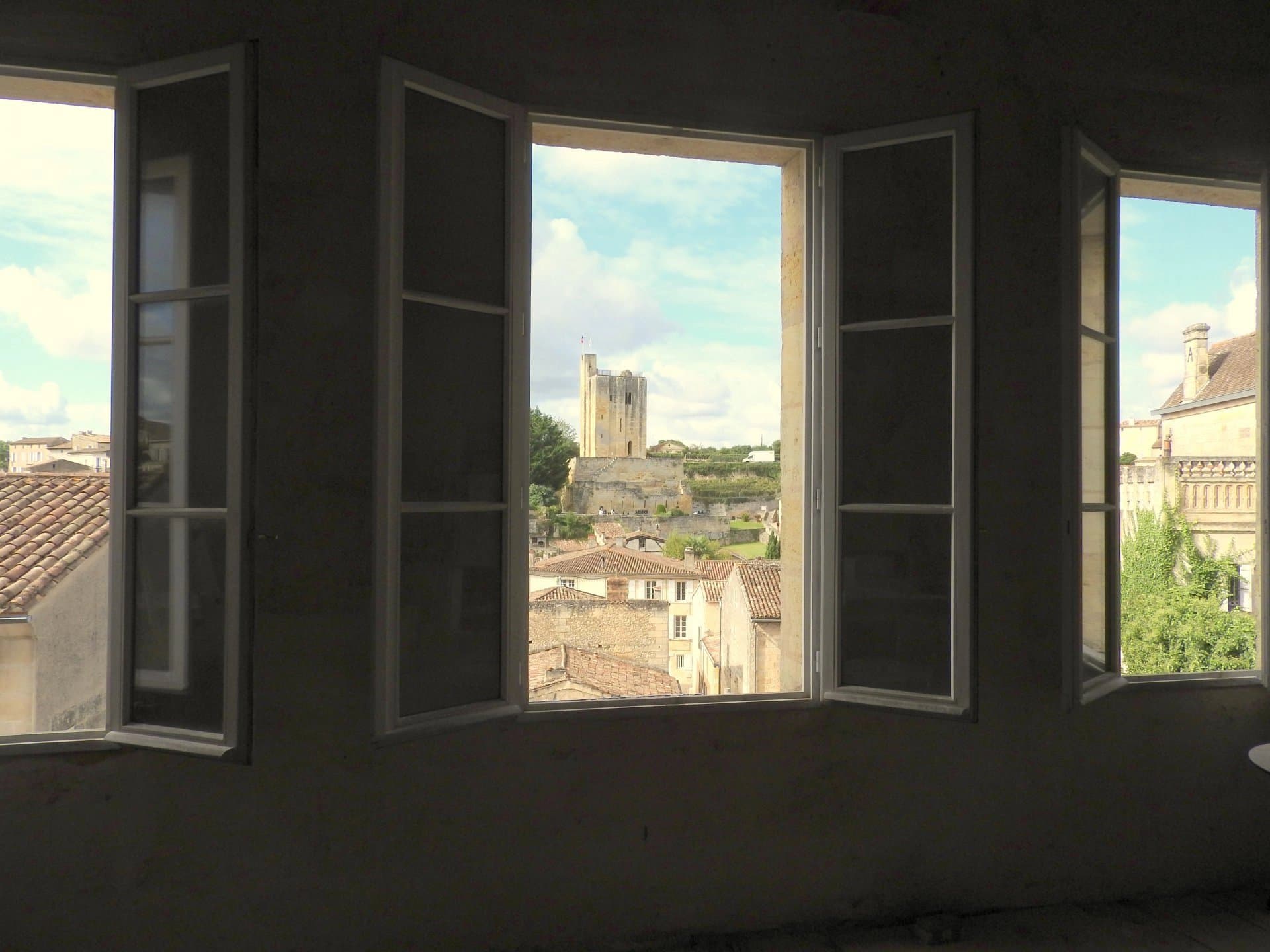 Saint-Emilion town centre project property