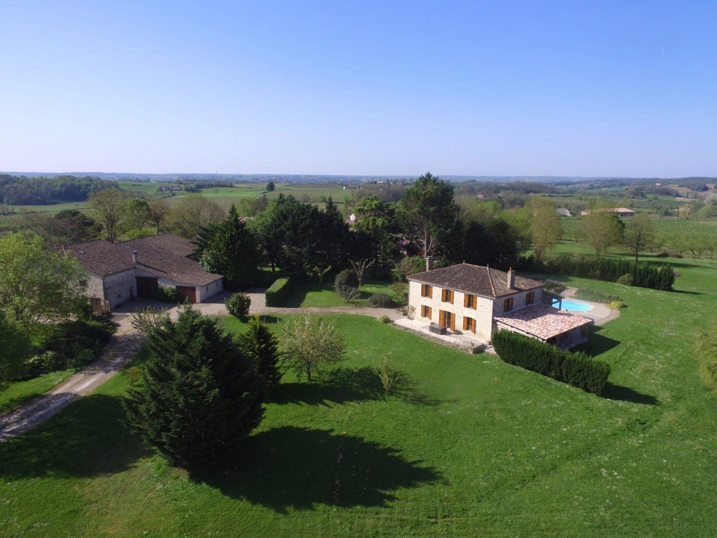 A Beautifully Presented Country Property With Independant Guest 5 Bedroomed Barn Conversion Set in 10 Hectares
