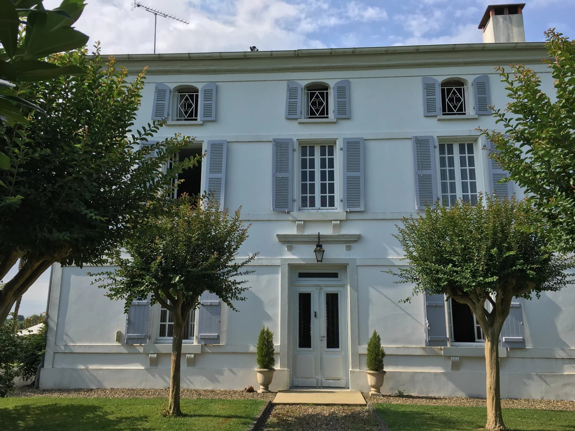 Élégance et Vue Imprenable – Maison de Maître Rénovée