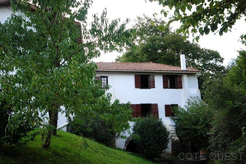 A VENDRE MOULIN XVIIIE HASPARREN