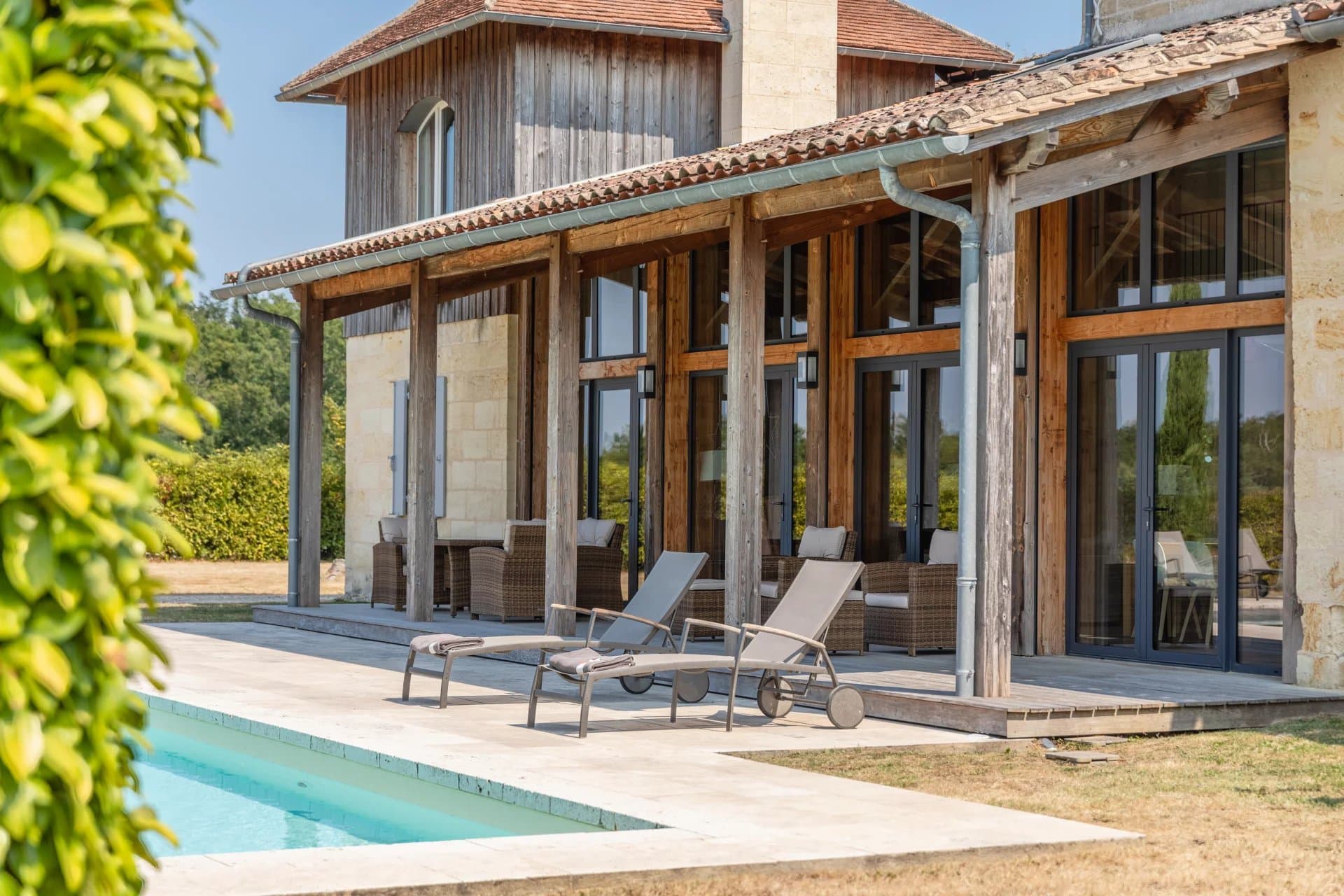 Proche St Emilion, Magnifique propriété en pierre rénovée, style "Directoire"