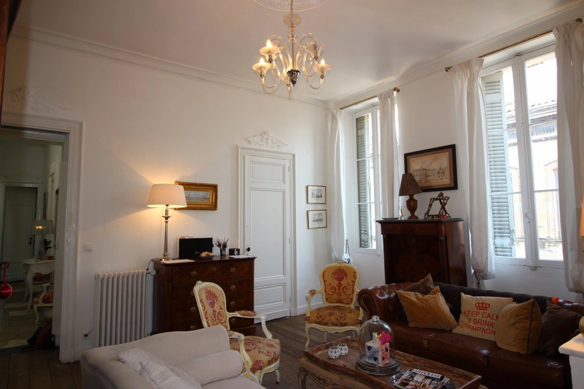Belle appartement avec deux étages dans le centre de Bordeaux