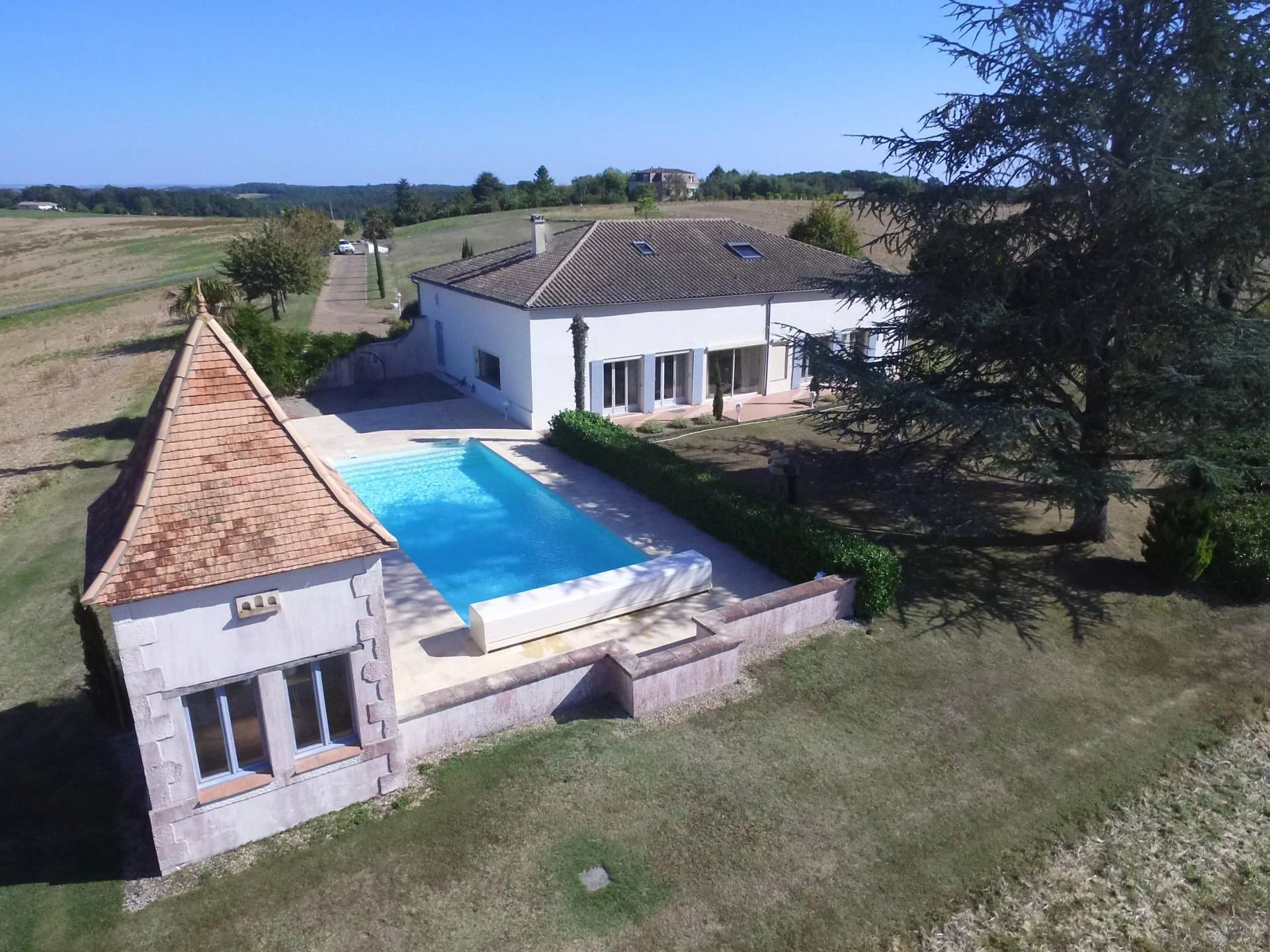 Hilltop Country Residence With Heated Pool