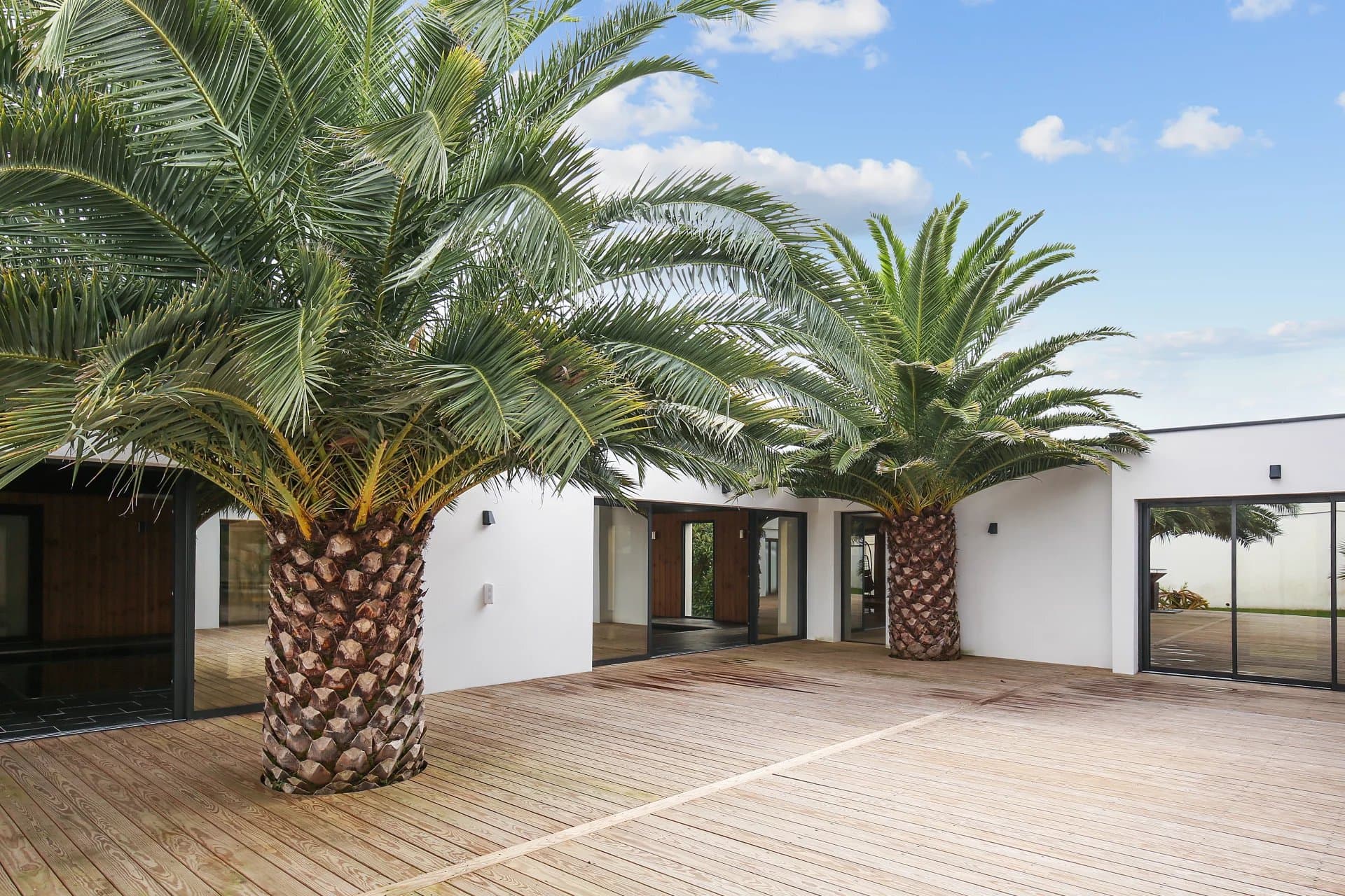 10 min from Bordeaux - Contemporary Villa with interior pool
