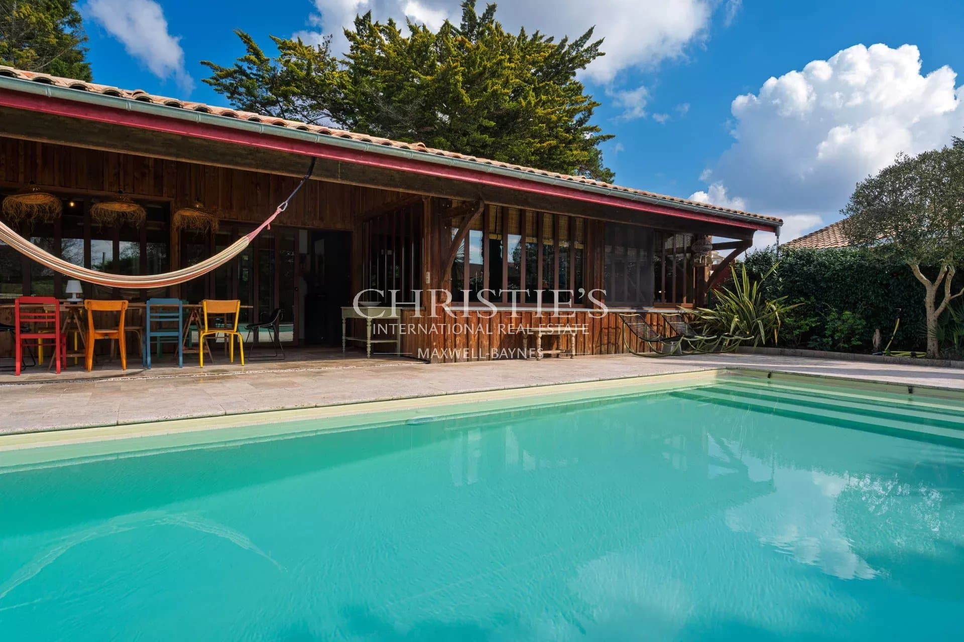 Lacanau Ville - Exceptional property with two independent villas