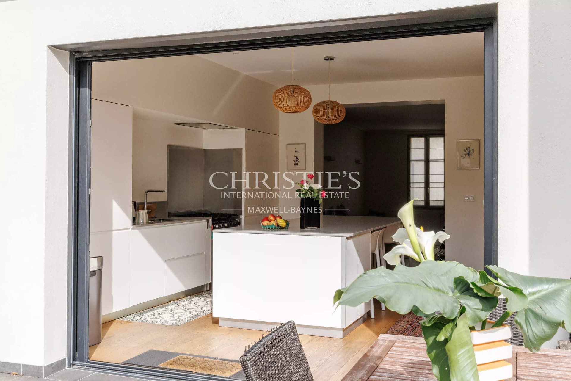 300 meters from Parc Bordelais - Renovated town house - 4 bedrooms - 1 office