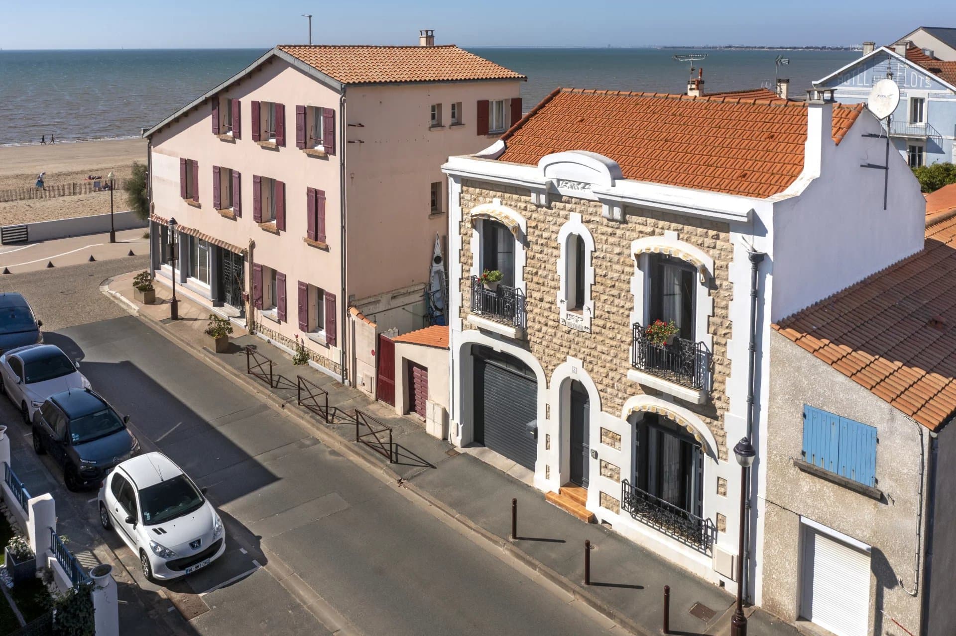 Châtelaillon à deux pas de la mer 4 chambres sans extérieur - région La Rochelle