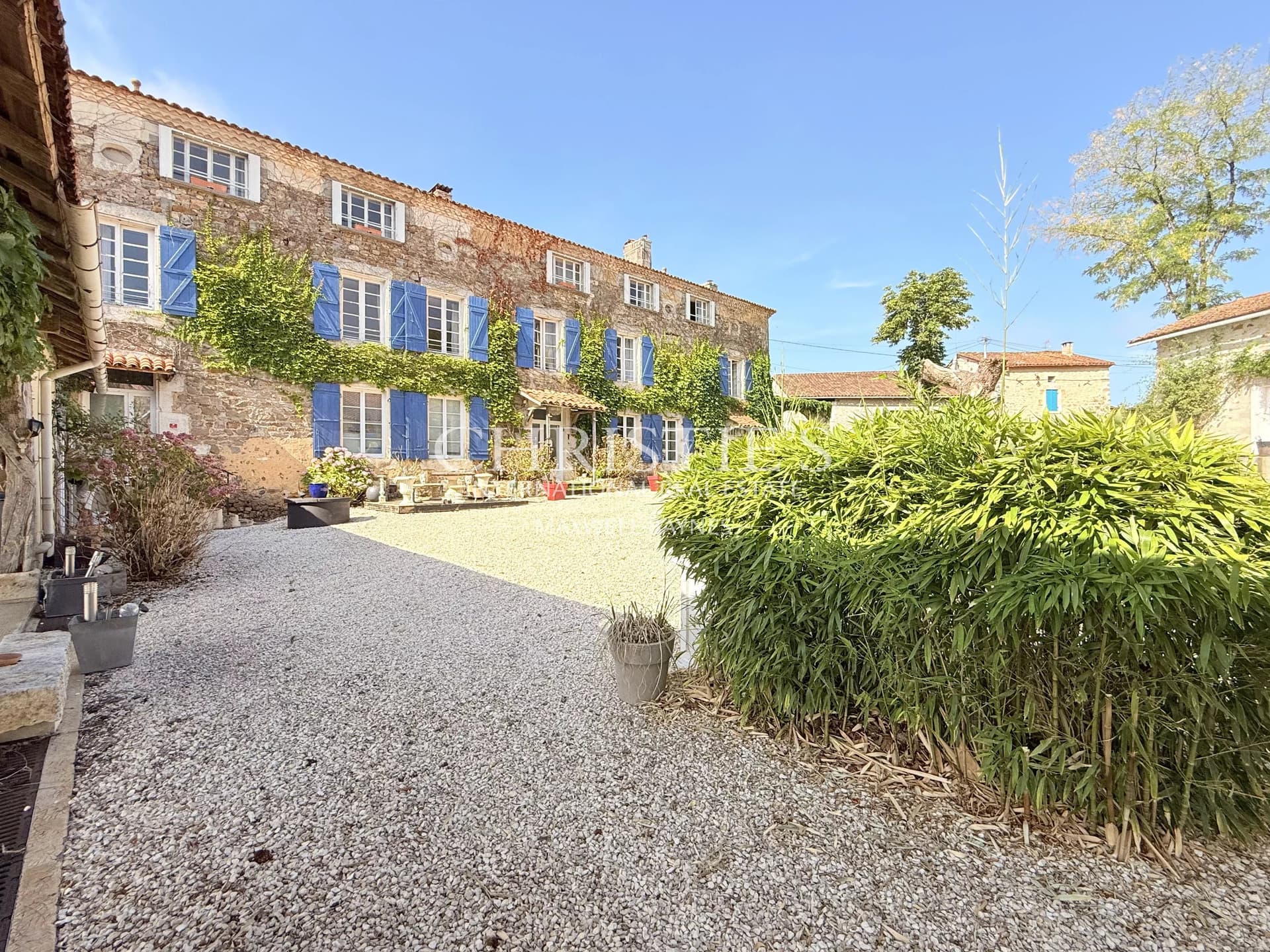 Splendid 18th Century Manor with Panoramic View
