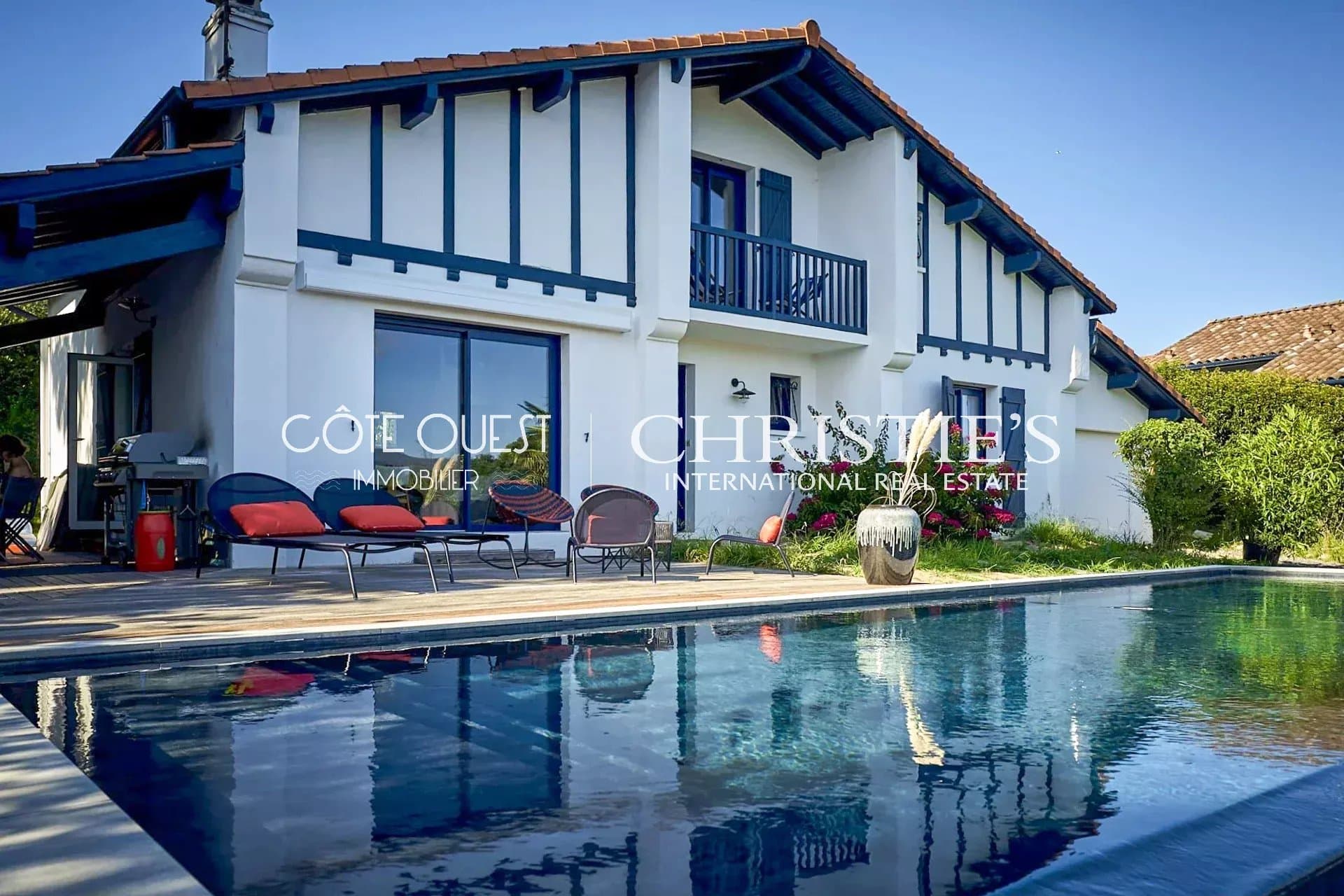 Villa avec piscine à Ciboure